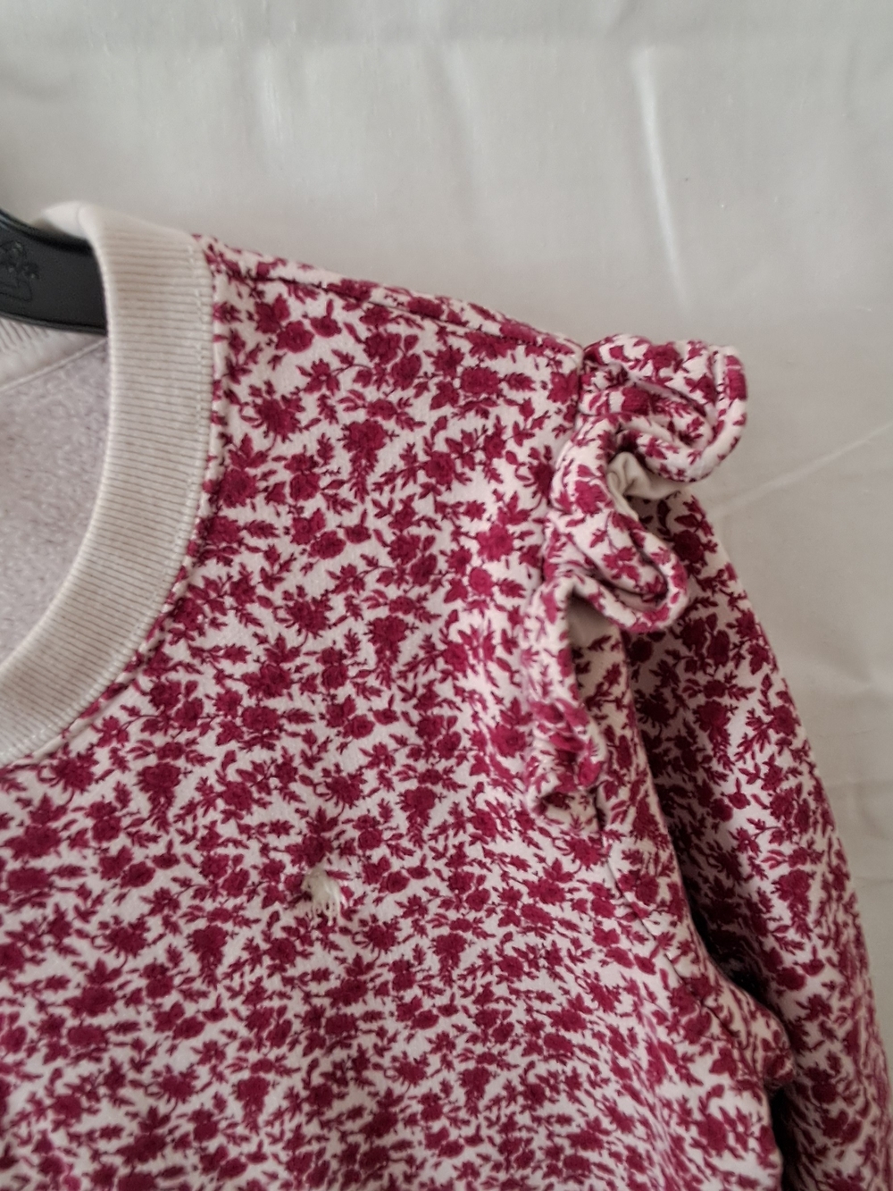 Polo Ralph Lauren Girls XL 16 Red Floral Ruffle Shoulder Fleece Sweatshirt - Picture 5 of 7